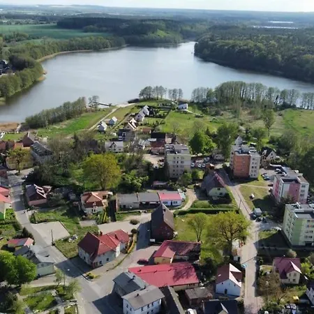 Vakantiehuis Szary Nad Jeziorem 2 *