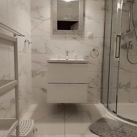 Vakantiehuis Szary Nad Jeziorem 2 Kołczewo