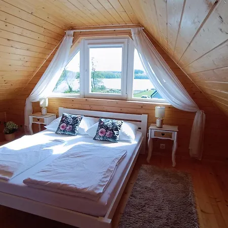 Tatil Evi Sea & Lake Szary Domek 2 *